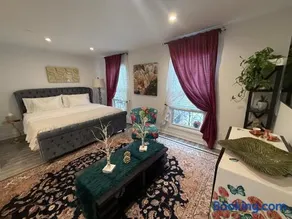 Eleni’s Charming Studio - Image 3