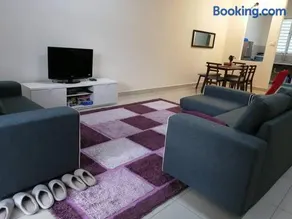 Shanis Homestay 4-Bedroom at Taiping, Perak - Image 3