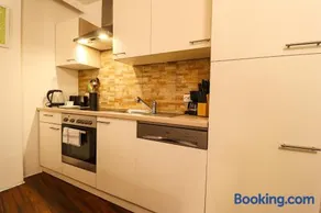 Großes, vollausgestattes Apartment für 5 Personen mit WLAN, vollausgestatteter Küche, Waschmaschine und Trockner - Image 4