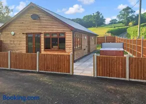 Heart Of Wales Lodges - Image 2