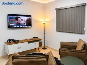 Casa sobrado aconchegante com varanda e arejada em Americana - Image 1