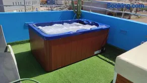 Ático Arinaga con vistas , jacuzzi , terraza y barbacoa - Image 1