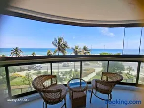 Apartamento completo Premium-Frente ao Mar Wi-Fi rápido-ar-condicionado - Image 1