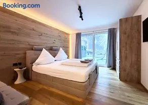 Runhof Living Apartment - Image 2