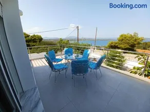 Once upon a Villa - Image 4