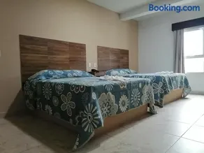 Hotel Las Vias - Image 3