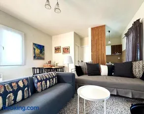 Downtown apartment - Image 2