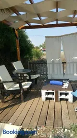 Aquarian Beachfront Apartment - Image 3