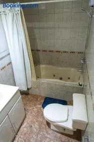 Casa en el Medio de todo Estacion tren Angamos - Image 2