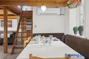 Cozy Holiday Home With A View Of The North Sea - Image 3