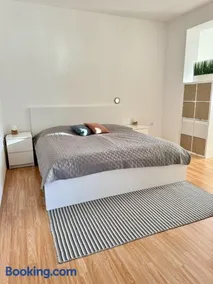 City Apartment - Image 2