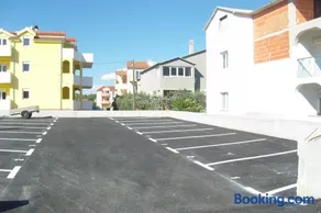Apartments Tomić - Image 2