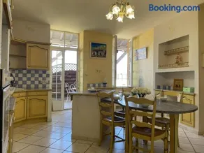 Belle maison bourbonnaise du 18e siècl au cœur d'un village pittoresque avec jardin - Image 5