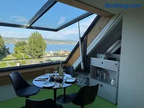 Lake Zurich Attic with Parking and View - Image 1