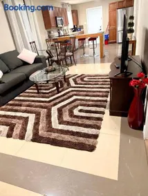 Bright Comfortable 3-Bedroom Apartment, Free Parking, Near Spa Le Finlandais - Image 3