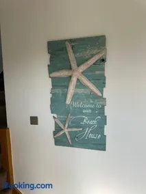 The Beach Hut - Image 2