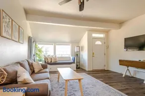 Den Street Cottage - Image 2
