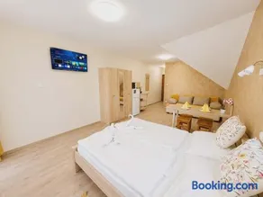 Amulett Studios Apartment - Image 4