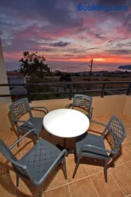 Nikos Apartments - Image 1