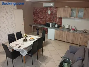 Pingpong Apartman - Image 2