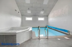 Newly Built Luxury House Right By The Sea - Sj560 - Image 4