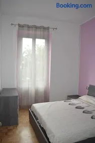 Sweet Home Sara - Image 2