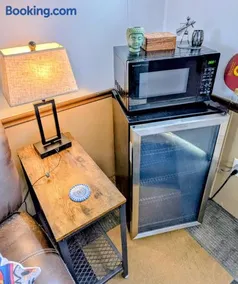 The Zen Den - Image 4