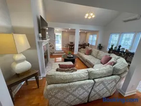 Jersey home, close to New York City fun! - Image 2
