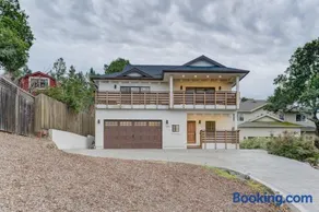 4BD 4BA Wine Country Gateway With BBQ And Billiards - Image 1