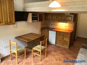 Silver Apartment - Image 4