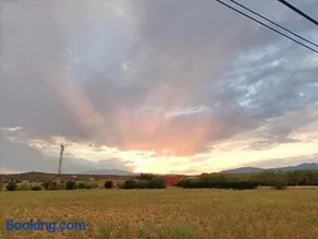 Alojamiento Familiar con Chimenea - Alt Empordà - Image 3