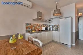 Meraviglioso appartamento totalmente attrezzato con piscina riscaldata, griglia e giardino | Ammette cani - Image 3
