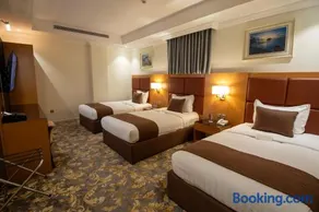 Bellevue Park Royal Hotel - Image 2