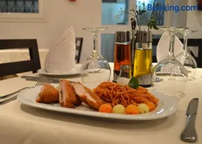 Castilia suites - Image 3
