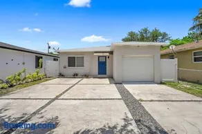 Hollywood Hideaway Luxe 3BR Escape - Image 3