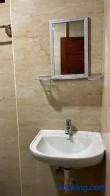 Universal Inn - Image 2