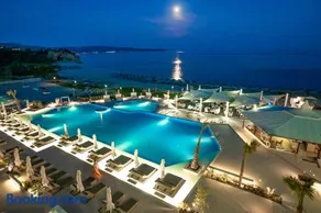 Trypiti Resort Blue Dream Palace and Hive Water Park - Image 3