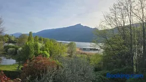 Rez-de-chaussée de notre villa vue sur lac - Image 2