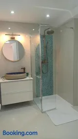 Petite propriété de prestige entre Paris et Disneyland - Image 1