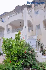 Red Rock and View Leonidio maisonette studio - Image 1