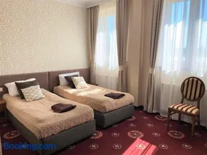 Hotel President - Image 2