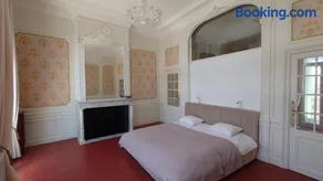 Appartement Haussmannien face aux halles - Image 1