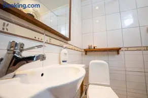 Private cabin Fully equipped small house Östra Vi Visby Gotland - Image 3