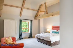 Mill Hill - Image 4