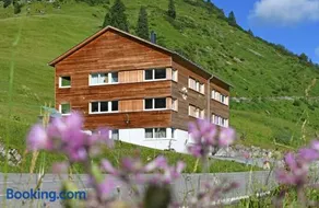Bergzeit Appartements - Image 1
