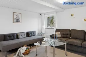 Cozy Holiday Home Near Lillebælt - Image 4