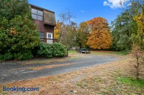 East Haddam CT Country Loft - Image 1