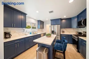 Hidden South Bay Gem near Manhattan and Redondo Beach - Image 3