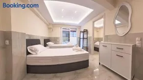 The Elegant Areti - Image 1