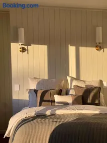 Zenith Tiny Home - Image 4